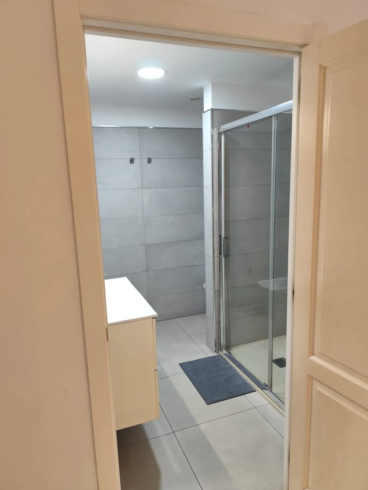 Baño completo 2 de VistaTown P3, foto 51 de 52