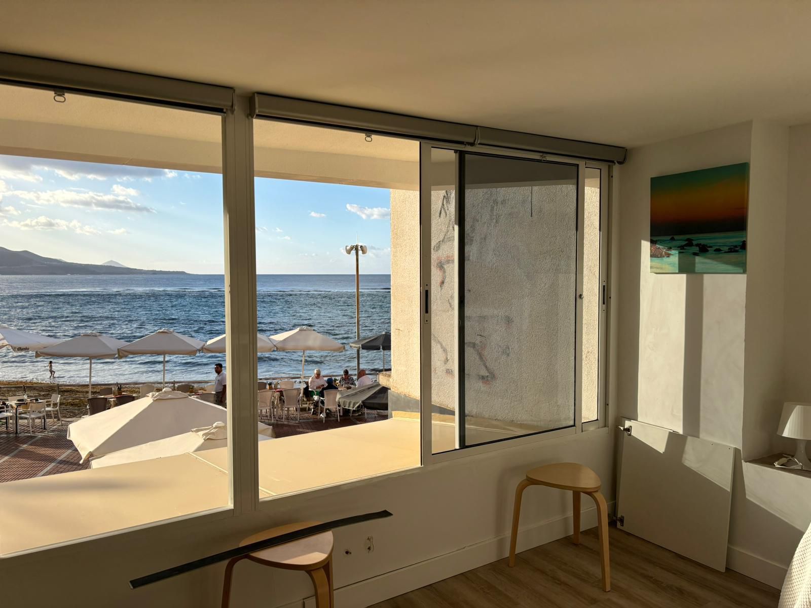 Floor to ceiling windows with stunning ocean view